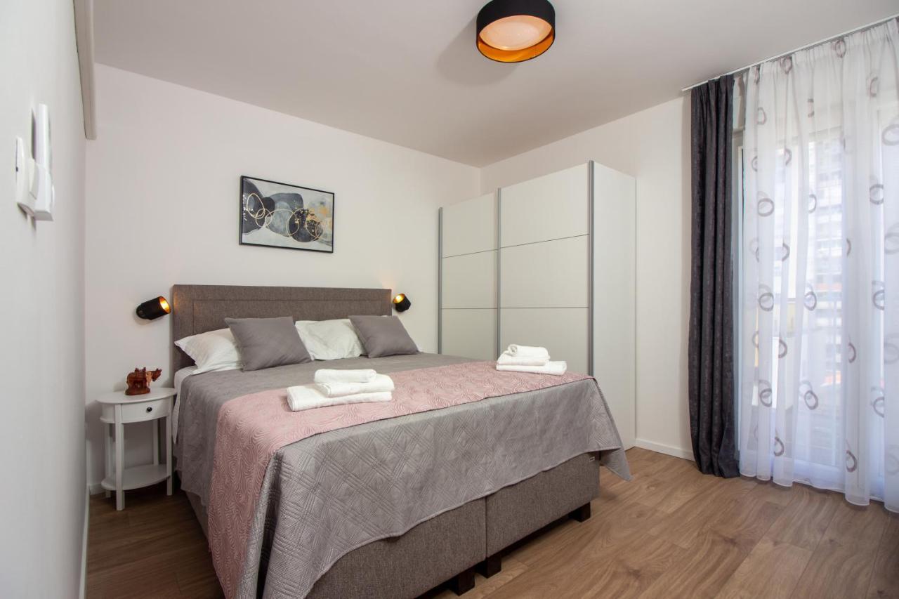 Bura2 , With Private Parking In The Garage Split Exterior foto