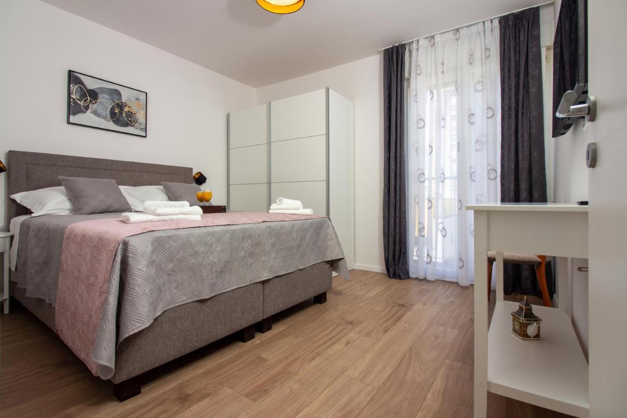 Bura2 , With Private Parking In The Garage Split Exterior foto