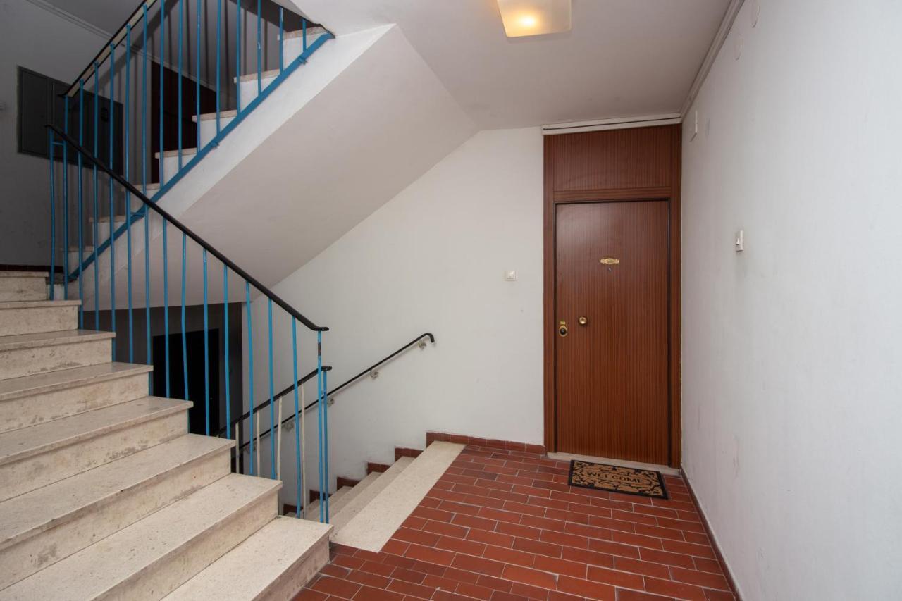 Bura2 , With Private Parking In The Garage Split Exterior foto